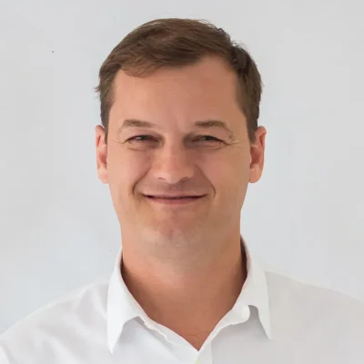 Dr. Richard Luzzi
